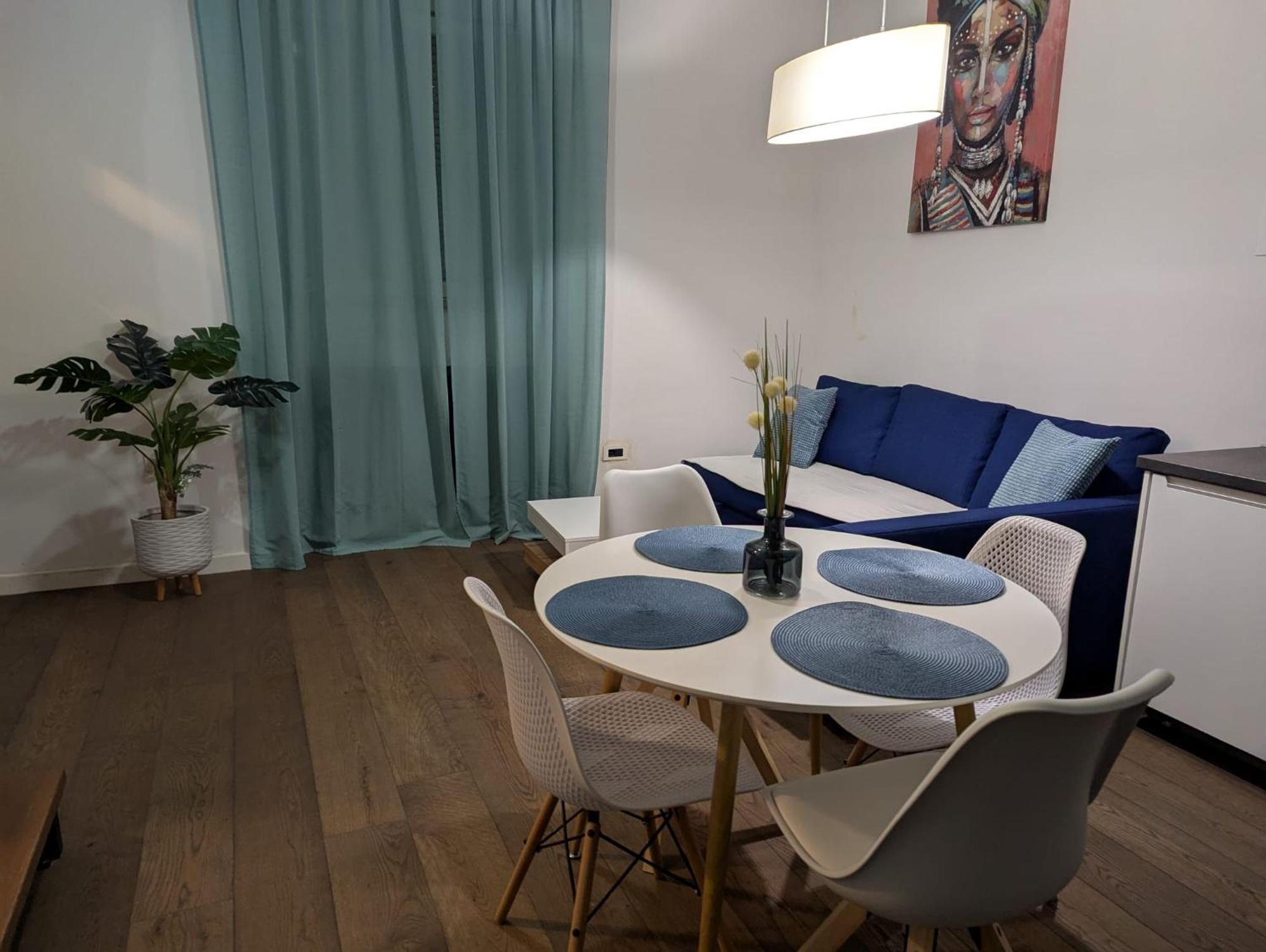Fantabulous Downtown Abode W King Bed, 65" Tv, Washer And Tumble Dryer Загреб Экстерьер фото
